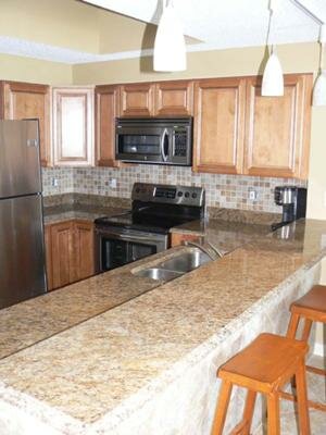 Granite,Stainless Appliances